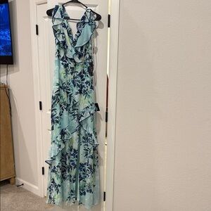 NWT Lulu's Aqua and Navy Floral Maxi Dress
